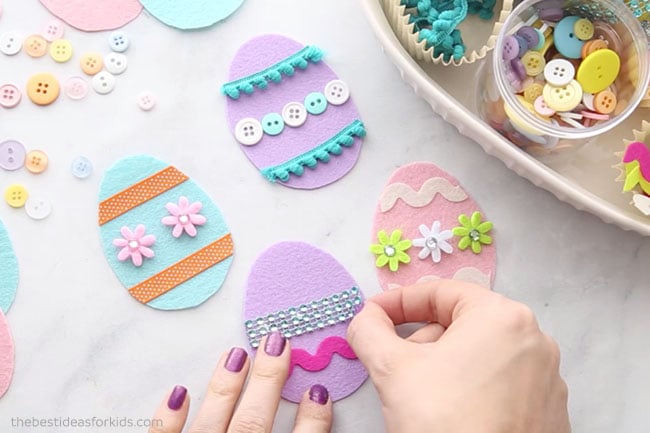 Decorate Felt Easter Eggs