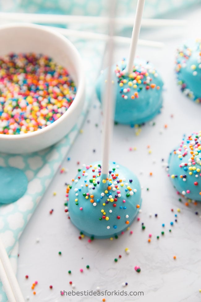 How to Make Cake Pops Tutorial