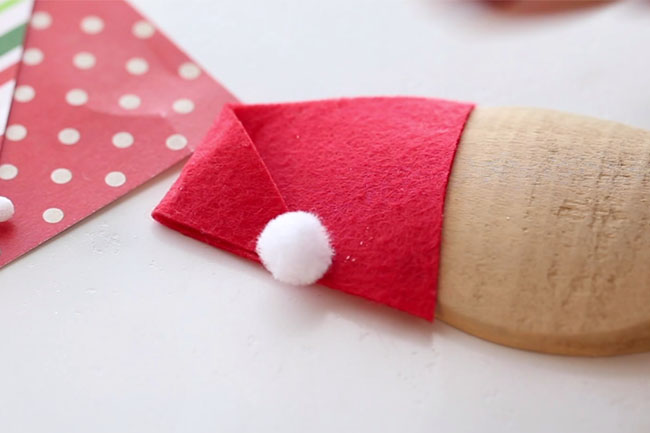 Make Santa Hat with Felt