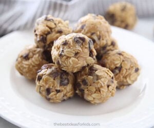 No Bake Peanut Butter Oatmeal Balls