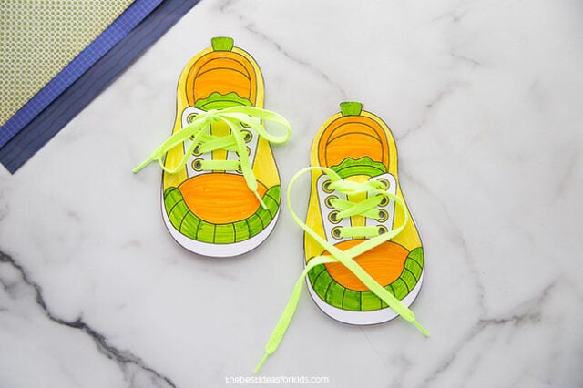 Printable Cardboard Shoe Tying