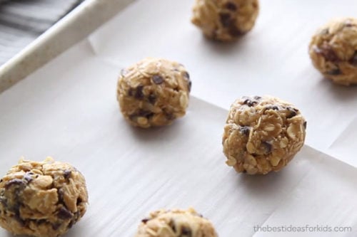 Roll Oatmeal Balls